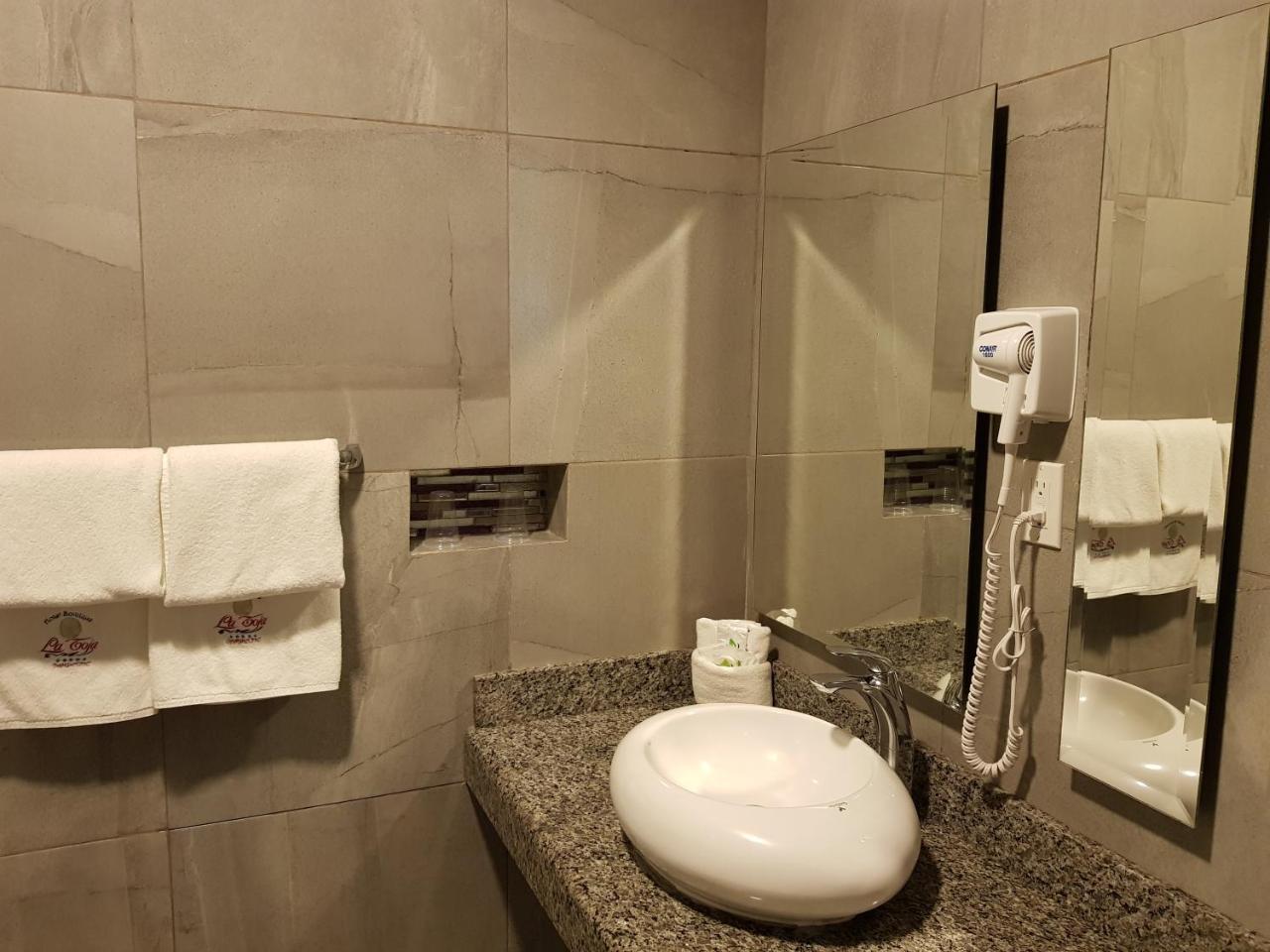 Hotel Boutique La Toja Campeche Buitenkant foto